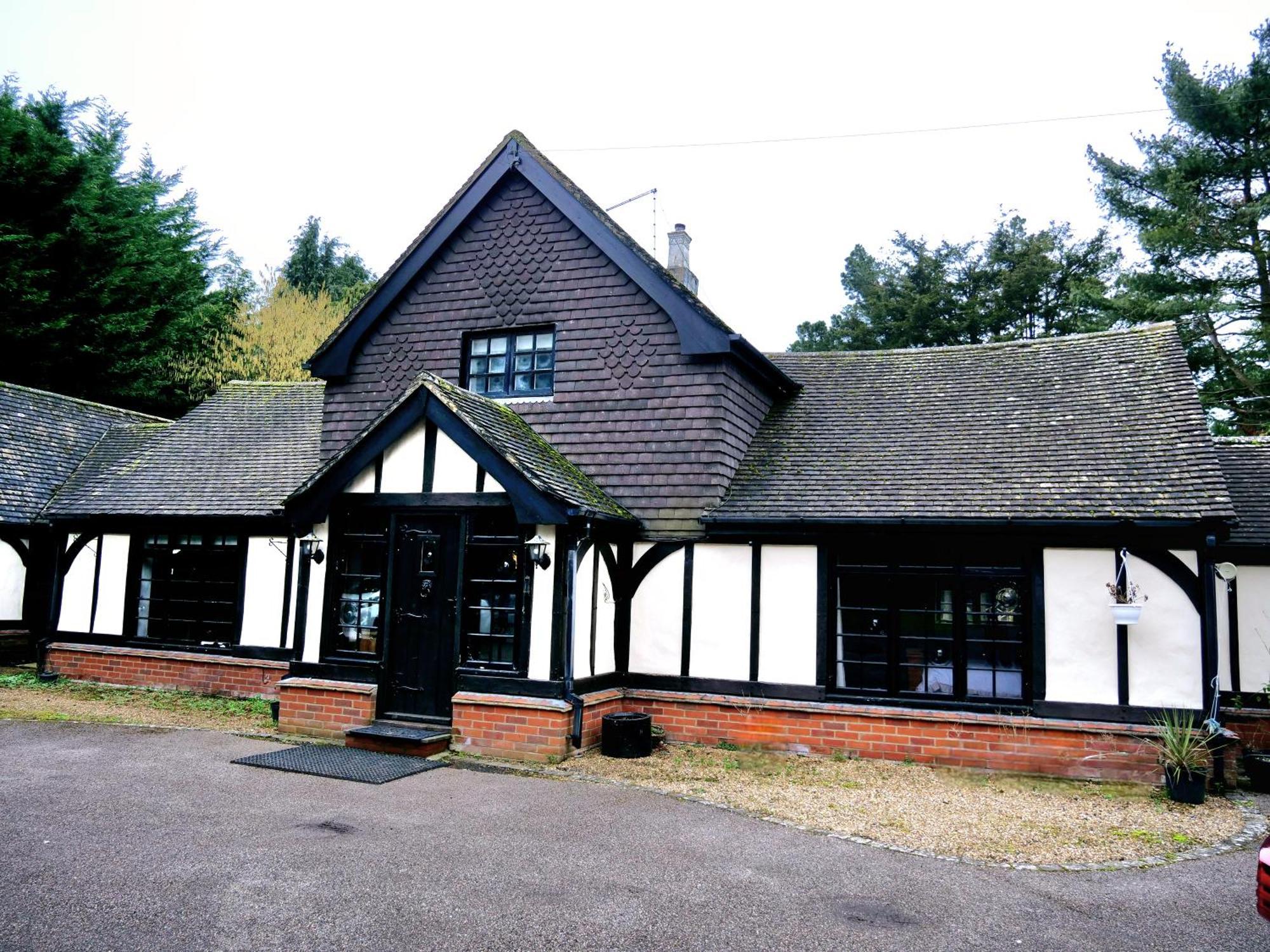 Beautiful Cottage In Brentwood Kelvedon Hatch エクステリア 写真